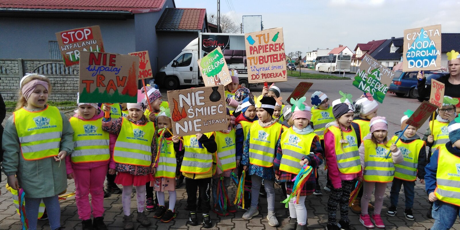 Przedszkolaki wzięły udział w ekologicznym happeningu! 